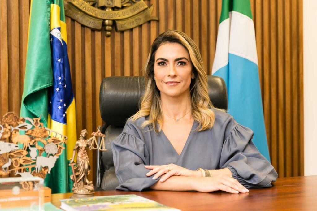 Novo projeto de lei quer regulamentar os cigarros eletrônicos no Brasil para proteger os jovens Novo projeto de lei quer regulamentar os cigarros eletrônicos no Brasil para proteger os jovens 21